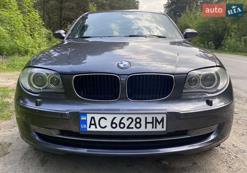 Хэтчбек BMW 1 Series 2007 в Луцке