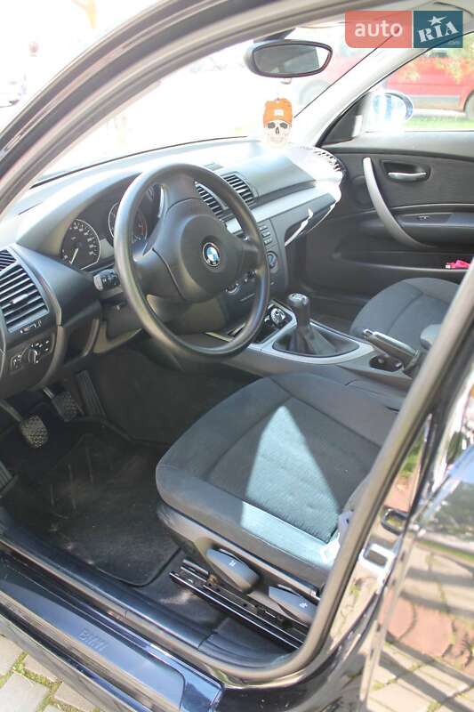 Хетчбек BMW 1 Series 2007 в Івано-Франківську фото 14 Хетчбек BMW 1 Series 2007 в Івано-Франківську