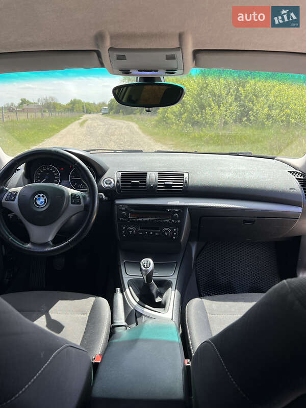 Хетчбек BMW 1 Series 2005 в Рівному