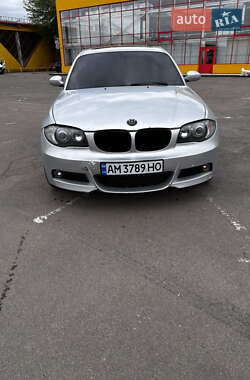 Хэтчбек BMW 1 Series 2006 в 