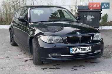 Хэтчбек BMW 1 Series 2010 в 