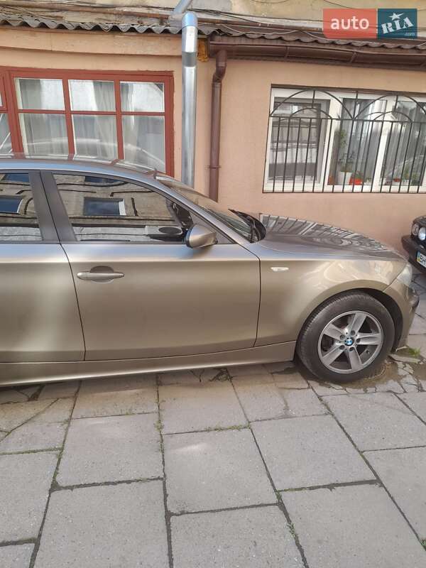 Хэтчбек BMW 1 Series 2006 в Одессе фото 5 Хэтчбек BMW 1 Series 2006 в Одессе