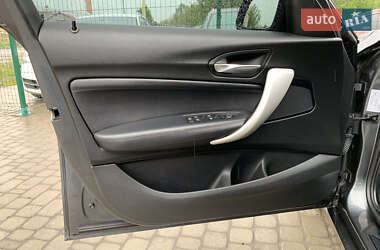 Хетчбек BMW 1 Series 2013 в 
