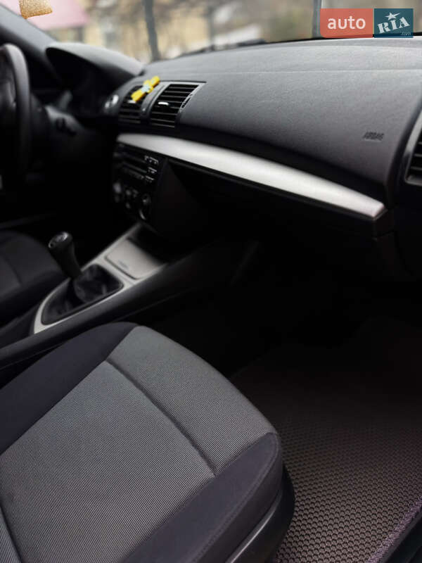 Хетчбек BMW 1 Series 2006 в Косові