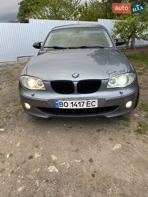 Хэтчбек BMW 1 Series 2005 в Ивано-Франковске