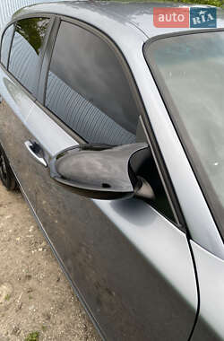 Хэтчбек BMW 1 Series 2005 в 