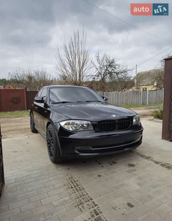 BMW 1 Series 2011