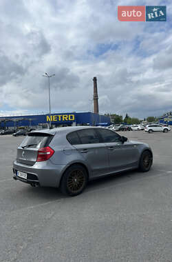 Хэтчбек BMW 1 Series 2009 в 