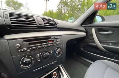 Хетчбек BMW 1 Series 2008 в 