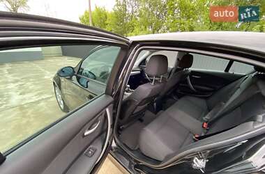 Хетчбек BMW 1 Series 2008 в 