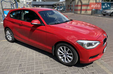 Хэтчбек BMW 1 Series 2013 в Киеве