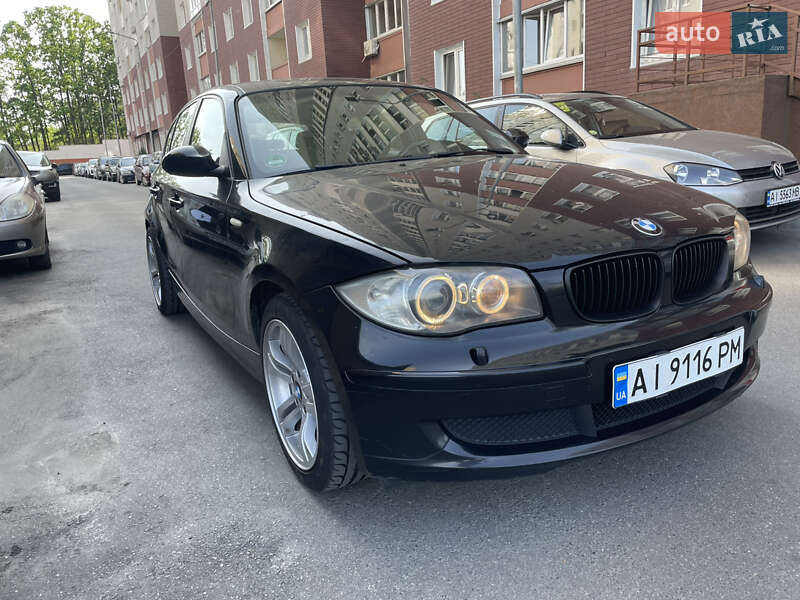 Хетчбек BMW 1 Series 2007 в Києві фото 6 Хетчбек BMW 1 Series 2007 в Києві
