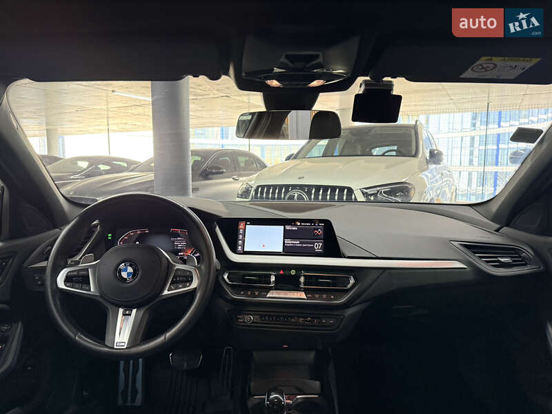 Хетчбек BMW 1 Series 2023 в Одесі