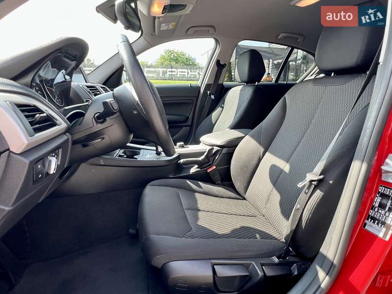 Хэтчбек BMW 1 Series 2017 в Киеве