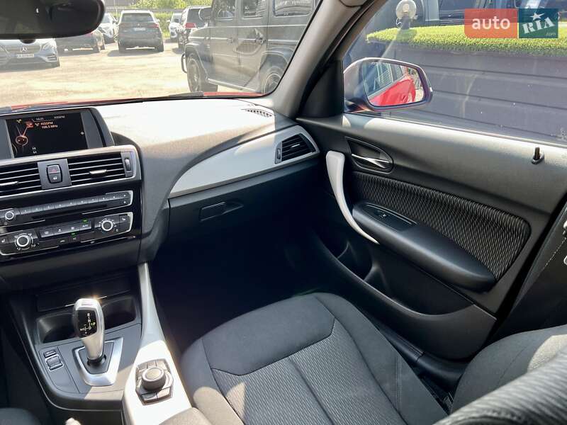 Хэтчбек BMW 1 Series 2017 в Киеве
