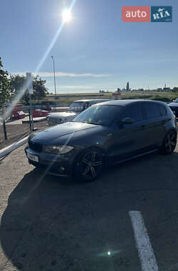 Хэтчбек BMW 1 Series 2004 в 