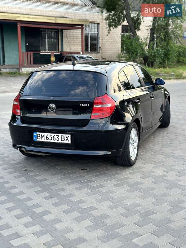 Хэтчбек BMW 1 Series 2008 в Лубнах
