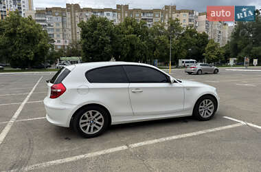 Купе BMW 1 Series 2008 в 