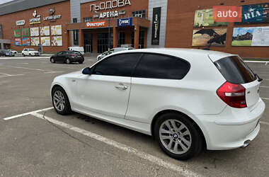 Купе BMW 1 Series 2008 в 
