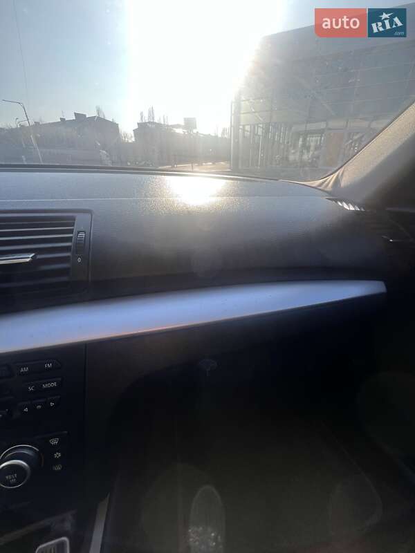 Хетчбек BMW 1 Series 2008 в Павлограді