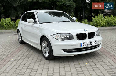 Хэтчбек BMW 1 Series 2010 в Ивано-Франковске