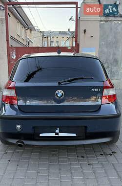 Хэтчбек BMW 1 Series 2005 в 