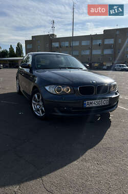 Хэтчбек BMW 1 Series 2008 в Житомире