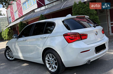 Хетчбек BMW 1 Series 2018 в 