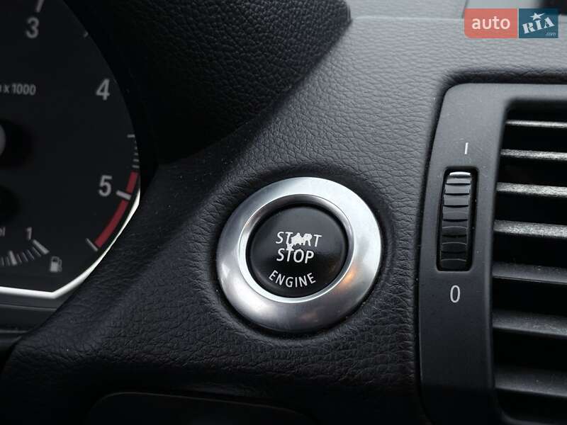 Хэтчбек BMW 1 Series 2011 в Харькове
