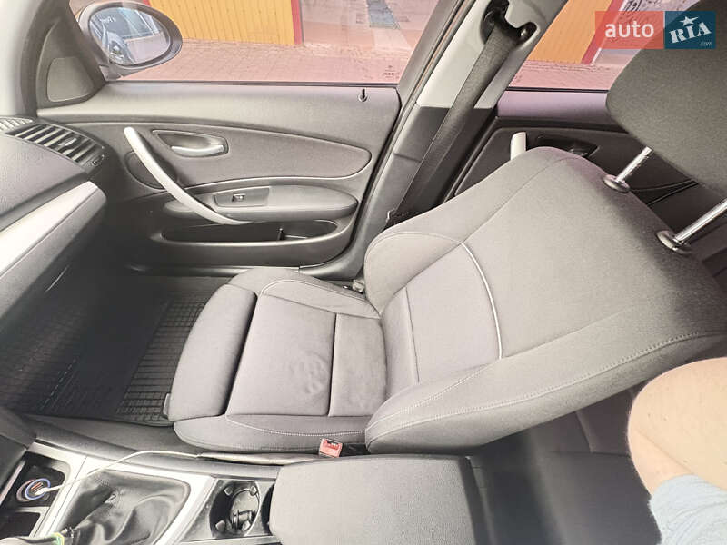 Хетчбек BMW 1 Series 2008 в Львові