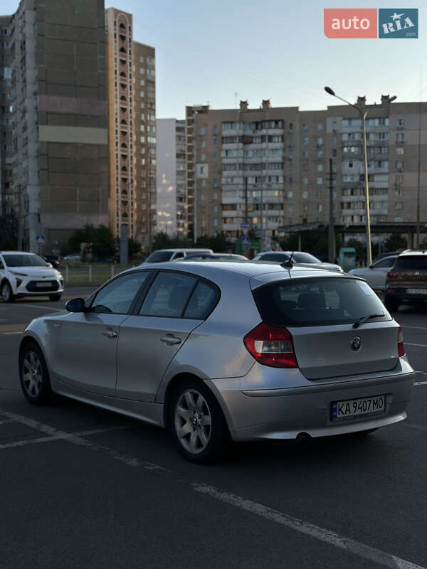 Хетчбек BMW 1 Series 2006 в Києві