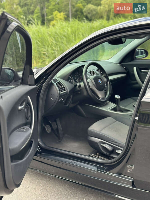 Хетчбек BMW 1 Series 2005 в Києві