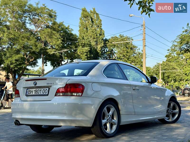 Купе BMW 1 Series 2011 в Одесі