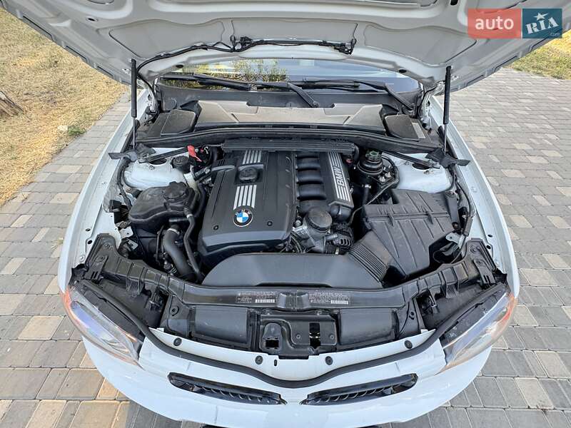 Купе BMW 1 Series 2011 в Одесі