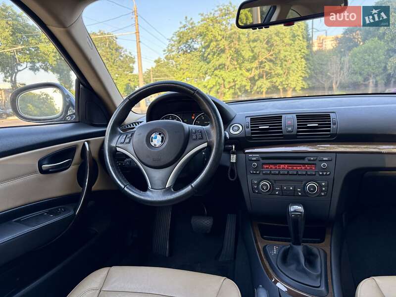 Купе BMW 1 Series 2011 в Одесі
