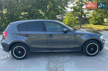 Хетчбек BMW 1 Series 2008 в Хотині