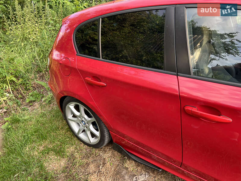 Хетчбек BMW 1 Series 2004 в Вінниці