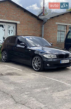 Хетчбек BMW 1 Series 2004 в Кропивницькому