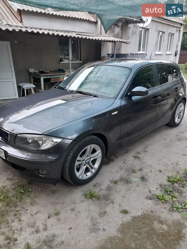BMW 1 Series 2005