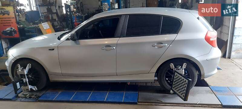 Хэтчбек BMW 1 Series 2007 в Николаеве