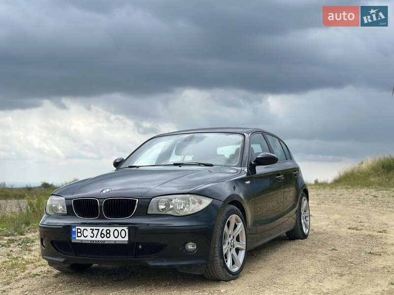 Хэтчбек BMW 1 Series 2006 в 