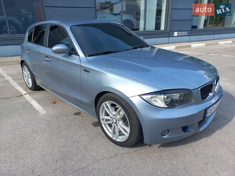 Хетчбек BMW 1 Series 2006 в Запоріжжі