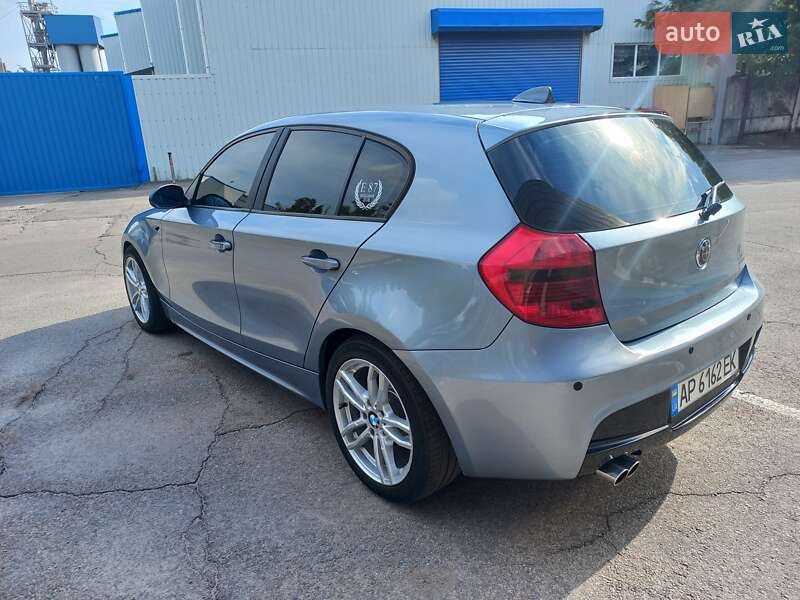 Хетчбек BMW 1 Series 2006 в Запоріжжі