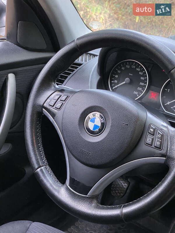 Хэтчбек BMW 1 Series 2008 в Фастове фото 3 Хэтчбек BMW 1 Series 2008 в Фастове