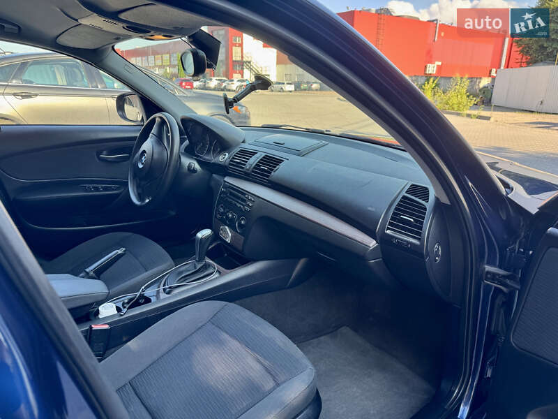 Хэтчбек BMW 1 Series 2010 в Тернополе фото 6 Хэтчбек BMW 1 Series 2010 в Тернополе