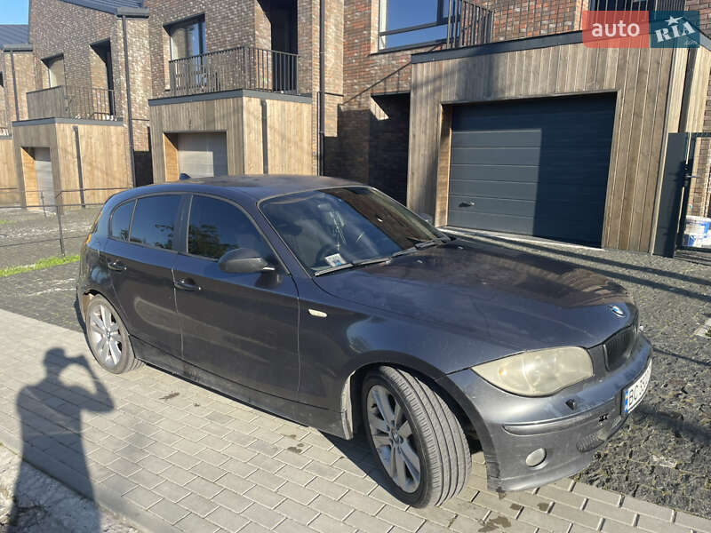 Хетчбек BMW 1 Series 2006 в Львові