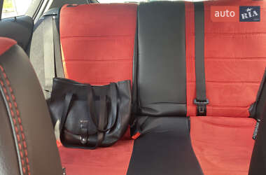 Хэтчбек BMW 1 Series 2008 в 