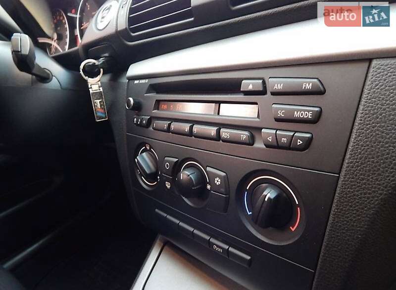 Хетчбек BMW 1 Series 2008 в Чернігові