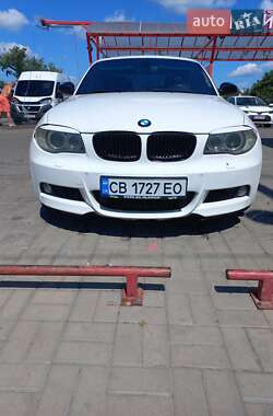 Купе BMW 1 Series 2008 в 