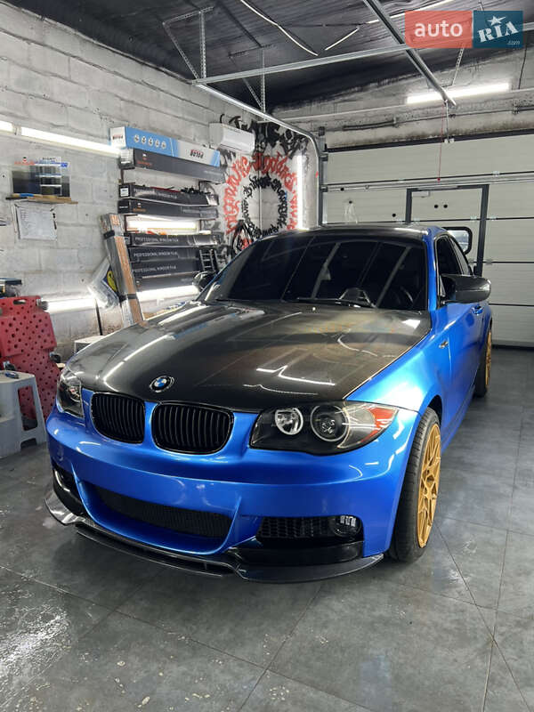 Купе BMW 1 Series 2010 в Тальном